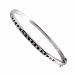 18K White Gold Diamond Bangle